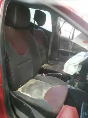 Veículo de Sucata renault clio iv expression do ano 2012 alimentado k9k608