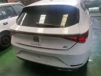 Vehicul casat seat leon (kl1) fr al anului 2020 alimentat dttc
