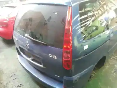 Vehicul casat citroen c8 2.2 hdi 16v premier ii al anului 2002 alimentat 4hw