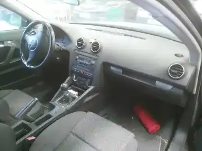 Vehicul casat audi a3 (8p) 2.0 tdi ambiente al anului 2003 alimentat bkd