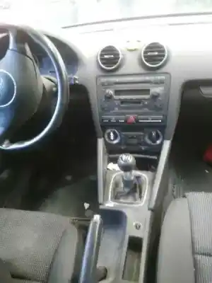 Vehicul casat audi a3 (8p) 2.0 tdi ambiente al anului 2003 alimentat bkd