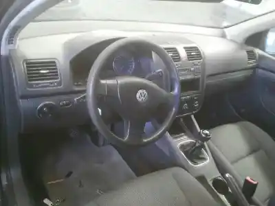 Veículo de Sucata volkswagen                                         golf v (1k1) (10.2003)                                                                                                                                                                                                                                     bxe                                                                                                                                                                                                                                                        do ano 2003 alimentado bxe