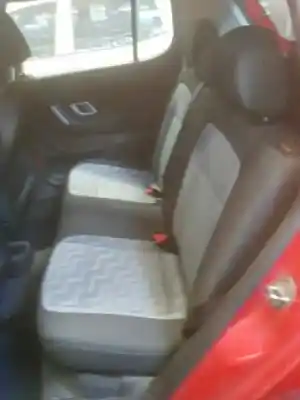 Veicolo di demolizione skoda fabia (5j2 ) young dell'anno 2009 alimentato chfa