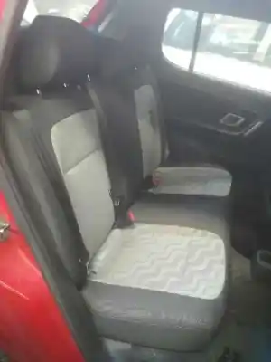 Veicolo di demolizione skoda fabia (5j2 ) young dell'anno 2009 alimentato chfa