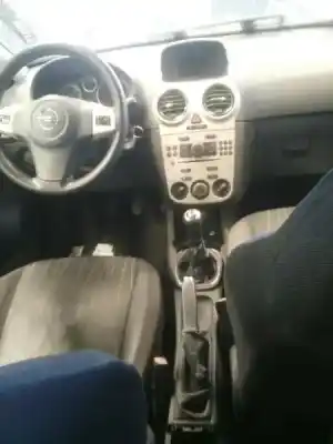 Veículo de Sucata opel corsa d 1.3 16v cdti do ano 2007 alimentado z13dtj