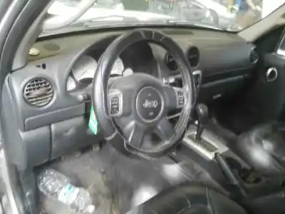 Scrapping Vehicle jeep cherokee (kj) 2.8 crd sport of the year 2005 powered 