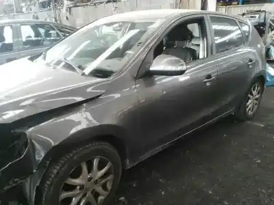 Scrapping Vehicle hyundai i30 classic of the year 2007 powered d4fb