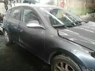 Scrapping Vehicle hyundai i30 classic of the year 2007 powered d4fb