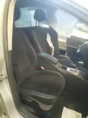 Veículo de Sucata renault laguna iii privilege do ano 2008 alimentado 