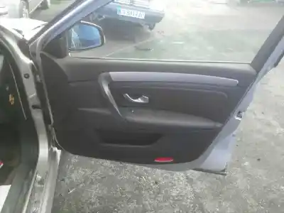 Veículo de Sucata renault laguna iii privilege do ano 2008 alimentado 