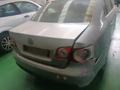 Vehicul casat volkswagen jetta iii (1k2) 2.0 tdi al anului 2008 alimentat 