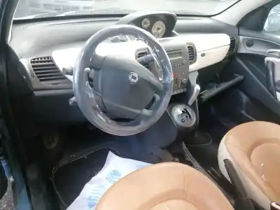 Здавання транспортного засобу lancia ypsilon (101) 1.4 16v platino року 2006 потужний 843a1000