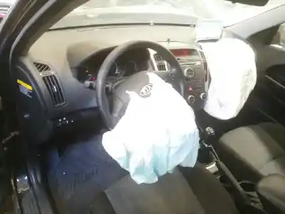 Scrapping Vehicle kia cee´d drive of the year 2012 powered d4fb