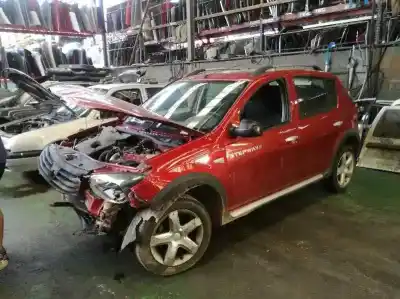 Veículo de Sucata DACIA SANDERO Stepway do ano 2012 alimentado K9K892