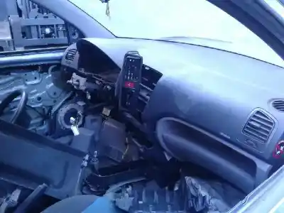 Veículo de Sucata kia picanto 1.1 active do ano 2004 alimentado g4hg