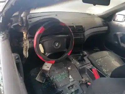 Veículo de Sucata bmw serie 3 compact (e46) 318ti do ano 2001 alimentado n42b20a