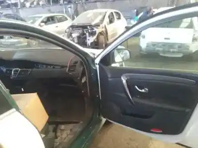 Scrapping Vehicle renault laguna iii dynamique of the year 2009 powered m9r808