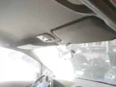 Veículo de Sucata mazda premacy (cp) 2.0 turbodiesel do ano 1999 alimentado rf