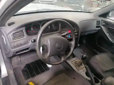 Veículo de Sucata hyundai elantra (xd) 2.0 crdi cat do ano 2001 alimentado d4ea