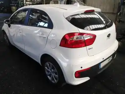 Veículo de Sucata kia rio concept do ano 2016 alimentado g4la