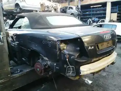 Veicolo di demolizione audi a4 cabrio (8h) 2.4 v6 30v cat (bdv) dell'anno 2002 alimentato 