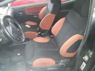 Sloopvoertuig citroen c2 vtr van het jaar 2005 aangedreven 8hz