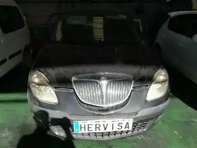 Veicolo di demolizione LANCIA YPSILON (101) 1.3 16V Multijet Argento dell'anno 2003 alimentato 188A4000