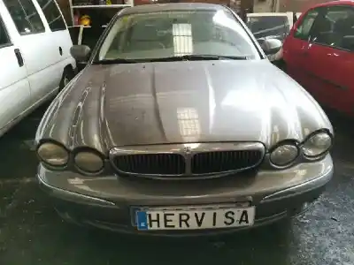 Veículo de Sucata JAGUAR X-TYPE 2.1 V6 24V CAT do ano 2002 alimentado YB