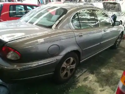 Sloopvoertuig jaguar x-type 2.1 v6 24v cat van het jaar 2002 aangedreven yb