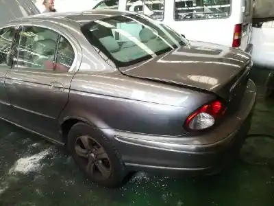 Sloopvoertuig jaguar x-type 2.1 v6 24v cat van het jaar 2002 aangedreven yb