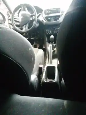 Veículo de Sucata peugeot 208 access do ano 2013 alimentado 8hr