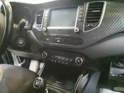 Veículo de Sucata kia carens iv 1.6 gdi do ano 2018 alimentado g4fd