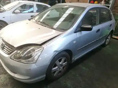 Veicolo di demolizione honda                                              civic 5 puertas (eu7/8)                                                                                                                                                                                                                                    4ee2                                                                                                                                                                                                                                                       dell'anno 2004 alimentato 4ee2