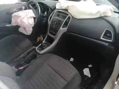 Scrapping Vehicle opel astra j (p10) 1.7 cdti (68) of the year 2013 powered a17dtj