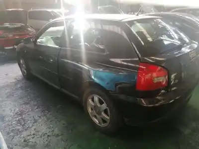 Veicolo di demolizione audi a3 (8l) 1.8 ambiente dell'anno 1997 alimentato agn