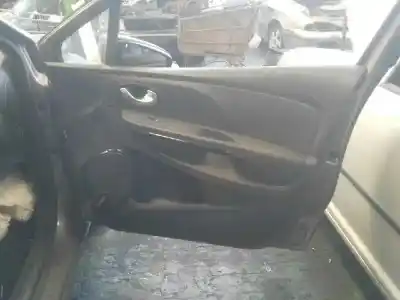 Veicolo di demolizione renault clio iv dynamique dell'anno 2015 alimentato k9k608