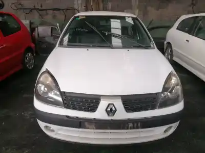 Scrapping Vehicle RENAULT CLIO II FASE II (B/CB0) Clio Blue Sensation of the year 2004 powered 
