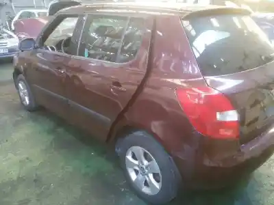 Vehicul casat skoda fabia (5j2 ) 1.4 16v al anului 2009 alimentat bxw