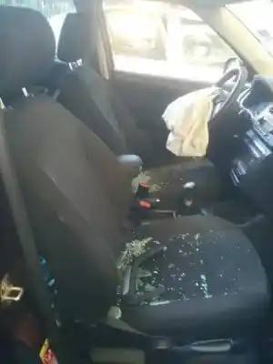 Vehicul casat skoda fabia (5j2 ) 1.4 16v al anului 2009 alimentat bxw