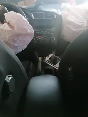 Veículo de Sucata citroen c4 lim. 1.6 hdi fap do ano 2011 alimentado 9hp