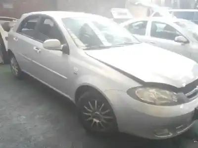 Veículo de Sucata chevrolet lacetti cdx do ano 2005 alimentado f16d3