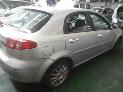 Veículo de Sucata chevrolet lacetti cdx do ano 2005 alimentado f16d3