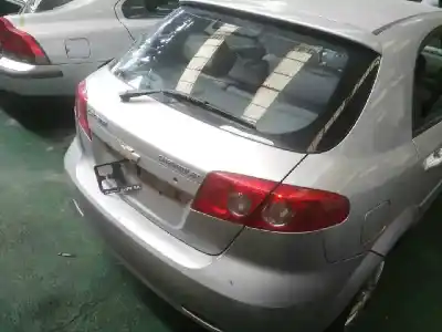 Veículo de Sucata chevrolet lacetti cdx do ano 2005 alimentado f16d3