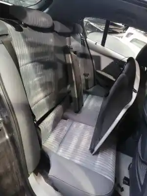 Veicolo di demolizione bmw serie 1 berlina (e81/e87) 120i dell'anno 2005 alimentato n46b20b