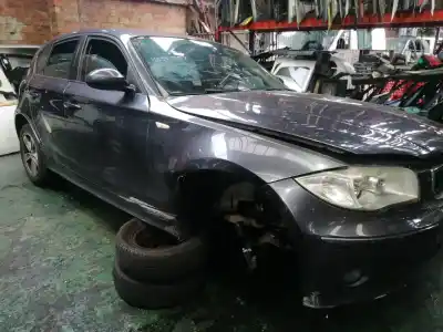 Veicolo di demolizione bmw serie 1 berlina (e81/e87) 120i dell'anno 2005 alimentato n46b20b