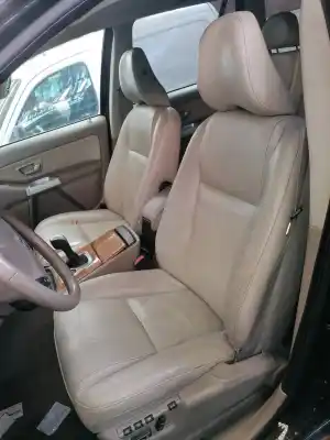 Veículo de Sucata volvo xc90 2.4 diesel cat do ano 2004 alimentado d5244t