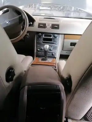 Veículo de Sucata volvo xc90 2.4 diesel cat do ano 2004 alimentado d5244t