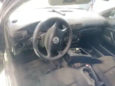 Здавання транспортного засобу volkswagen passat variant (3b6) 2.0 20v cat (alt) року 2003 потужний alt
