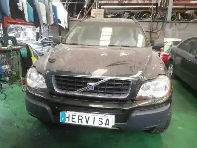 Veículo de Sucata VOLVO XC90 D5 Executive (7 asientos) (136kW) do ano 2006 alimentado D5244T4