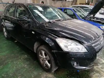 Scrapping Vehicle kia cee´d active of the year 2007 powered g4fc